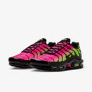 Tênis Nike Air Max Plus Verde com Rosa