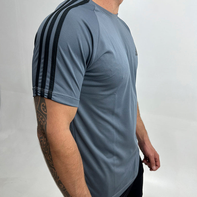 Camiseta Dry Fit III Listras – Ombro Exclusivo