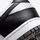 Dunk Low Next Nature Black/White – Clássico