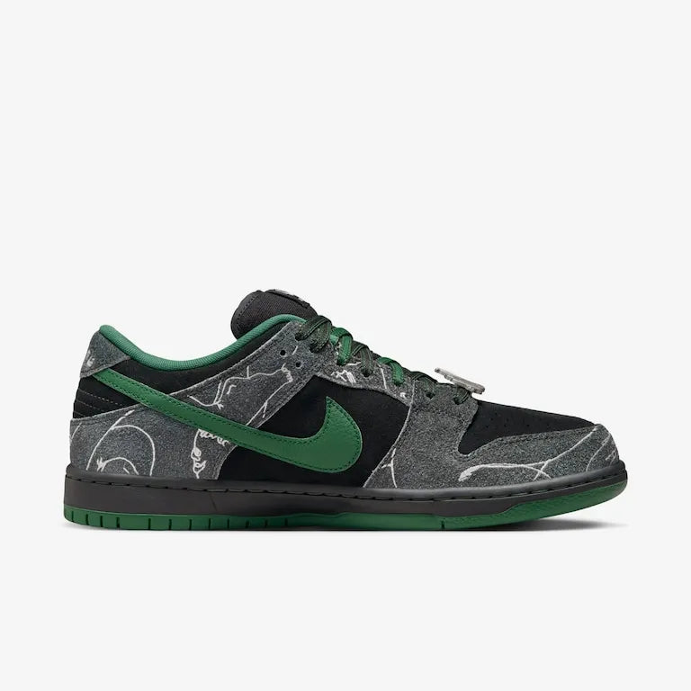 There Skateboards x SB Dunk Low Anthracite and Gorge – Green Clássico